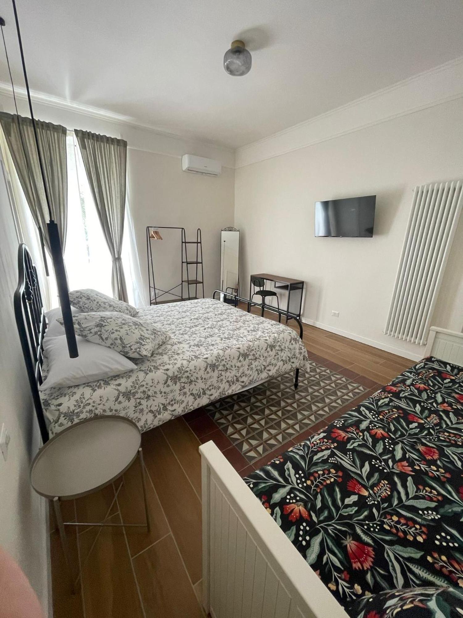 Bed and Breakfast Casa Duchesca à Naples Extérieur photo